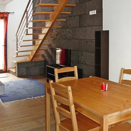 Semi Detached Pra Nha De Baixo Pico Azores Casa vacanze Prainha (Sao Roque do Pico)